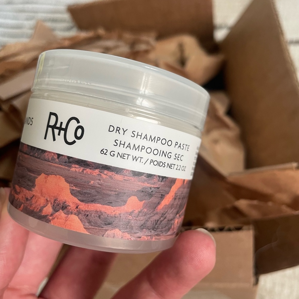 R+Co Dry Shampoo Paste with Orange and Black Design